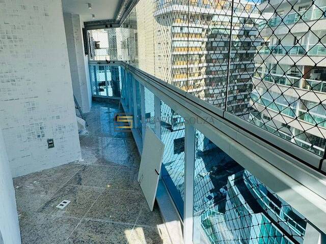#864 - Apartamento para Venda em Vila Velha - ES
