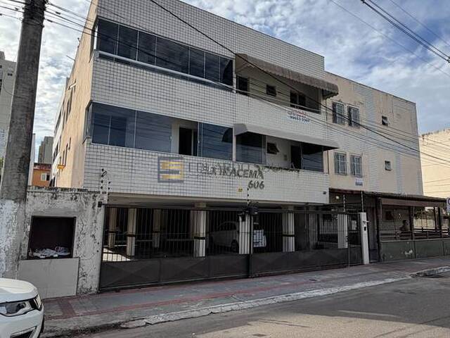 #879 - Apartamento para Venda em Vila Velha - ES