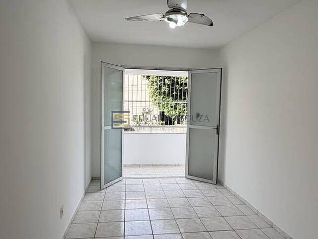 #879 - Apartamento para Venda em Vila Velha - ES